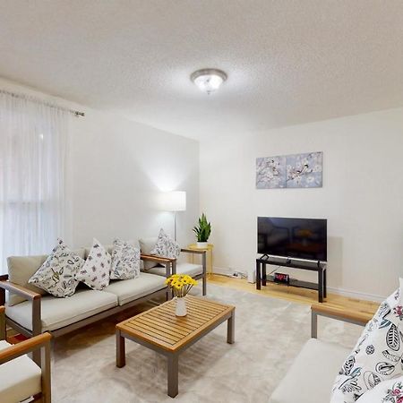 Modern Bright Cozy 3Bed 3Bath Vacation House In Ajax, Greater Toronto Area Gta, On, Canada Eksteriør billede