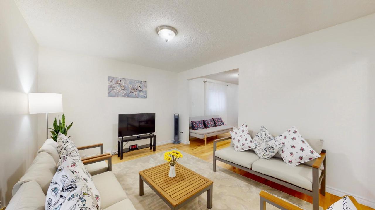 Modern Bright Cozy 3Bed 3Bath Vacation House In Ajax, Greater Toronto Area Gta, On, Canada Eksteriør billede