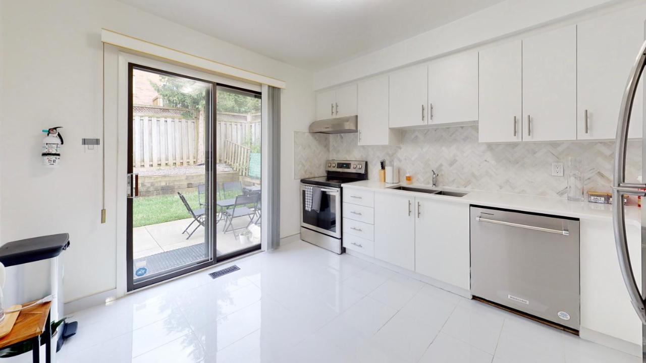 Modern Bright Cozy 3Bed 3Bath Vacation House In Ajax, Greater Toronto Area Gta, On, Canada Eksteriør billede